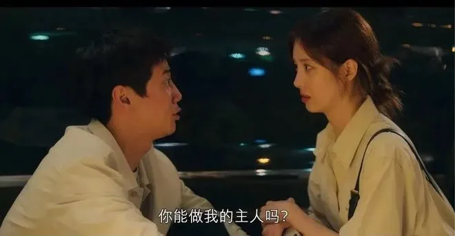 如何在BDSM世界中探索对“tickle”的迷恋与释放? 一