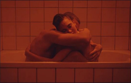 “字母圈”的S倾向是如何影响伴侣关系的？ 一