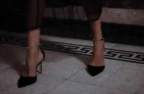 圈子里那些“迷幻液”——揭开圣水背后的神秘面纱 一