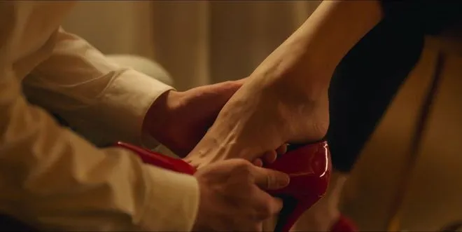 了解dirty talk的艺术,让你的BDSM体验更上一层楼? 一