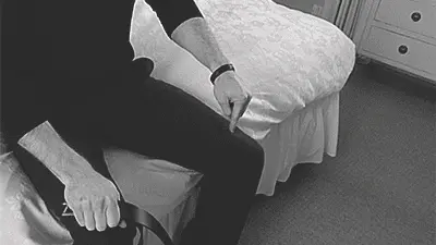 你是“圣水”爱好者还是“恋足癖”玩家？探索独特的BDSM世界！ 一