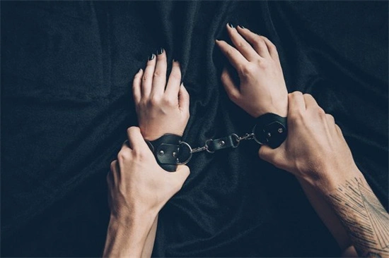 

西檬之家字母圈中的Dom是什么意思？ 一